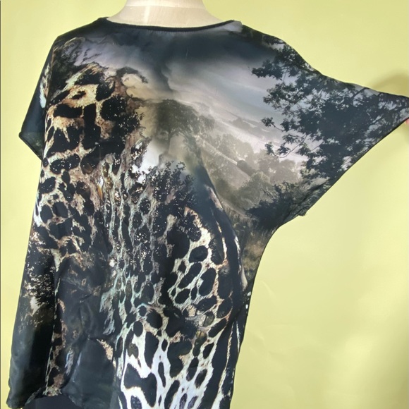 Leopard Print Blouse - Picture 3 of 6